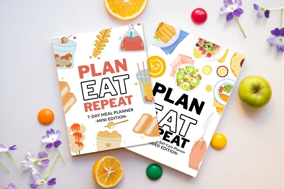 hero image featuring the cover page of two types of meal planners (digital products)
